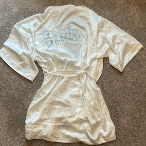 VS White Bride Robe